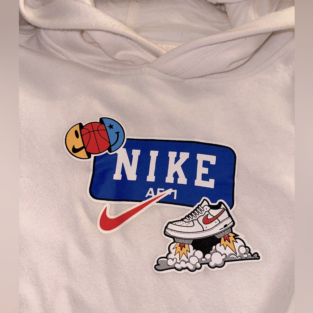 White Nike hoodie kids size L